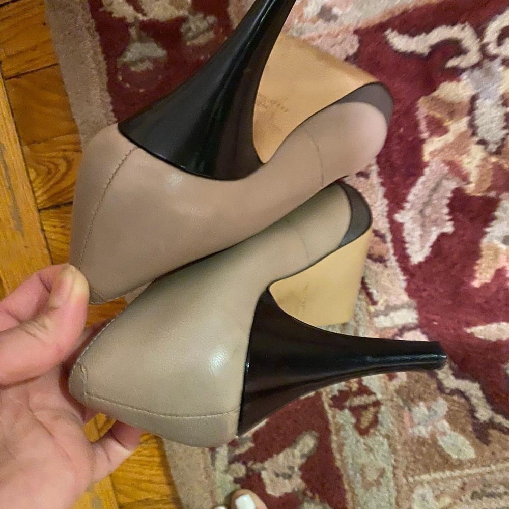 Pumps - Picture 4 of 4